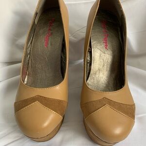 Pink & Pepper Nude/Tan Platform Wedge